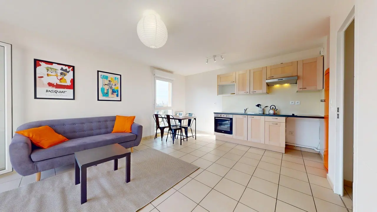 Appartement meublé de 60m2 - 1080€ - Bron