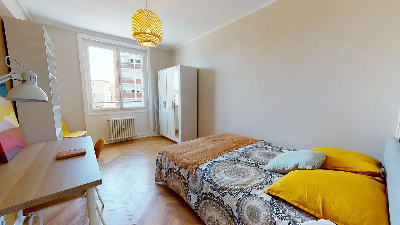 Colocation meublée de 80.0m2 - 603€ - Lyon