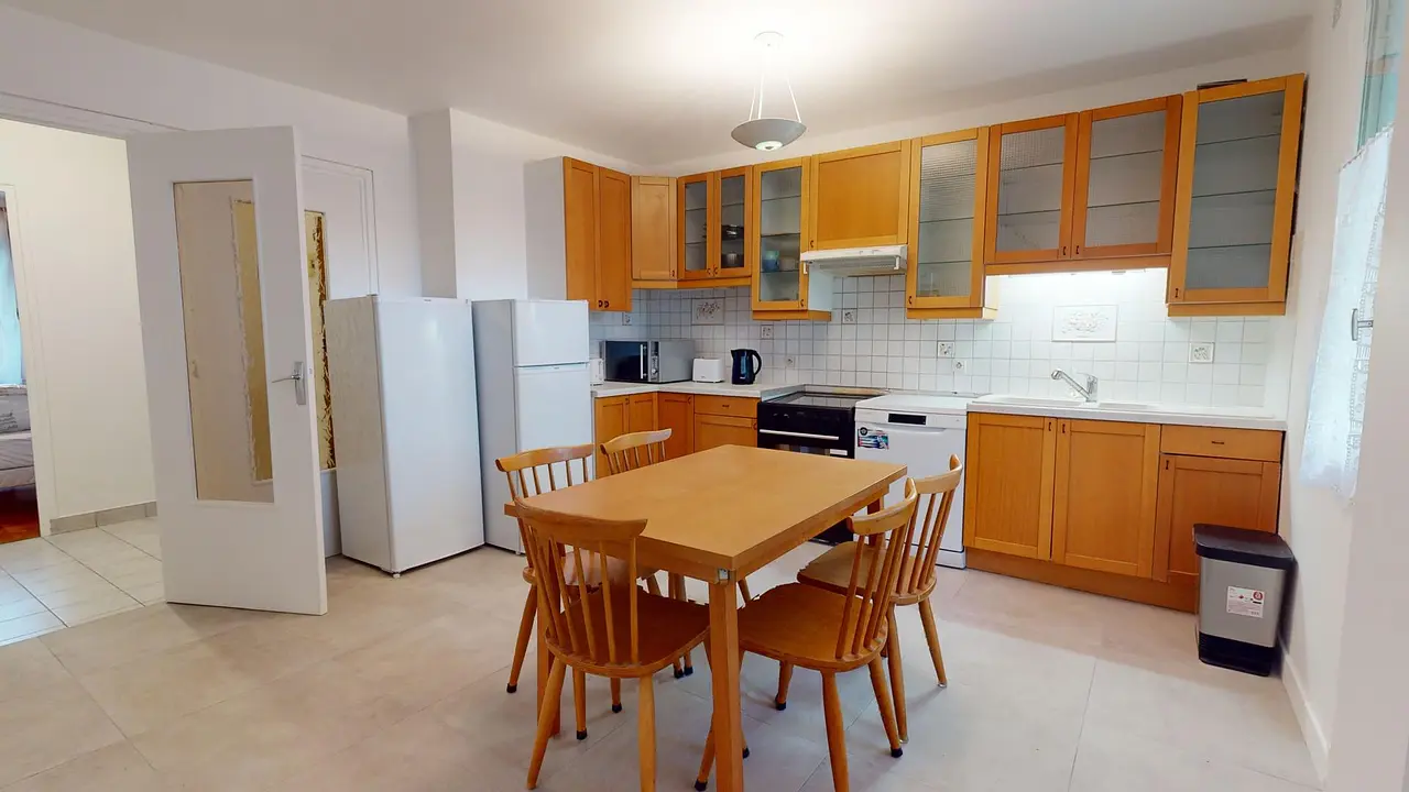 Colocation meublée de 101.94m2 - 540€ - Villeurbanne