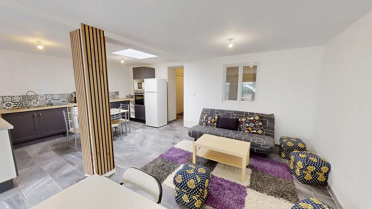 Maison meublée de 110.0m2 - 1986€ - Lille