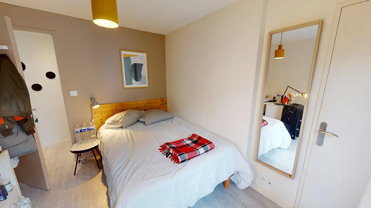 Colocation meublée de 74.6m2 - 479€ - Rennes