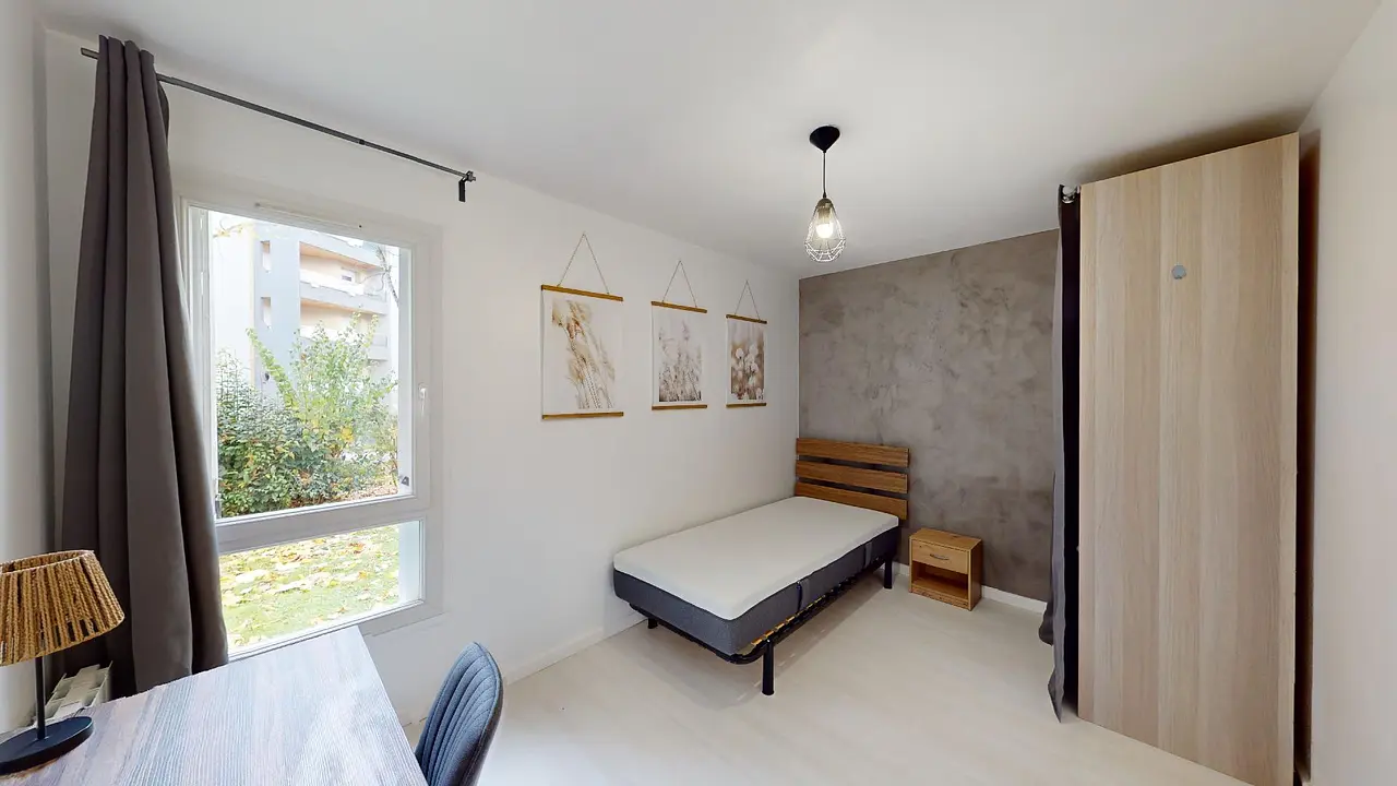 Colocation meublée de 90.0m2 - 707€ - Montigny-le-Bretonneux