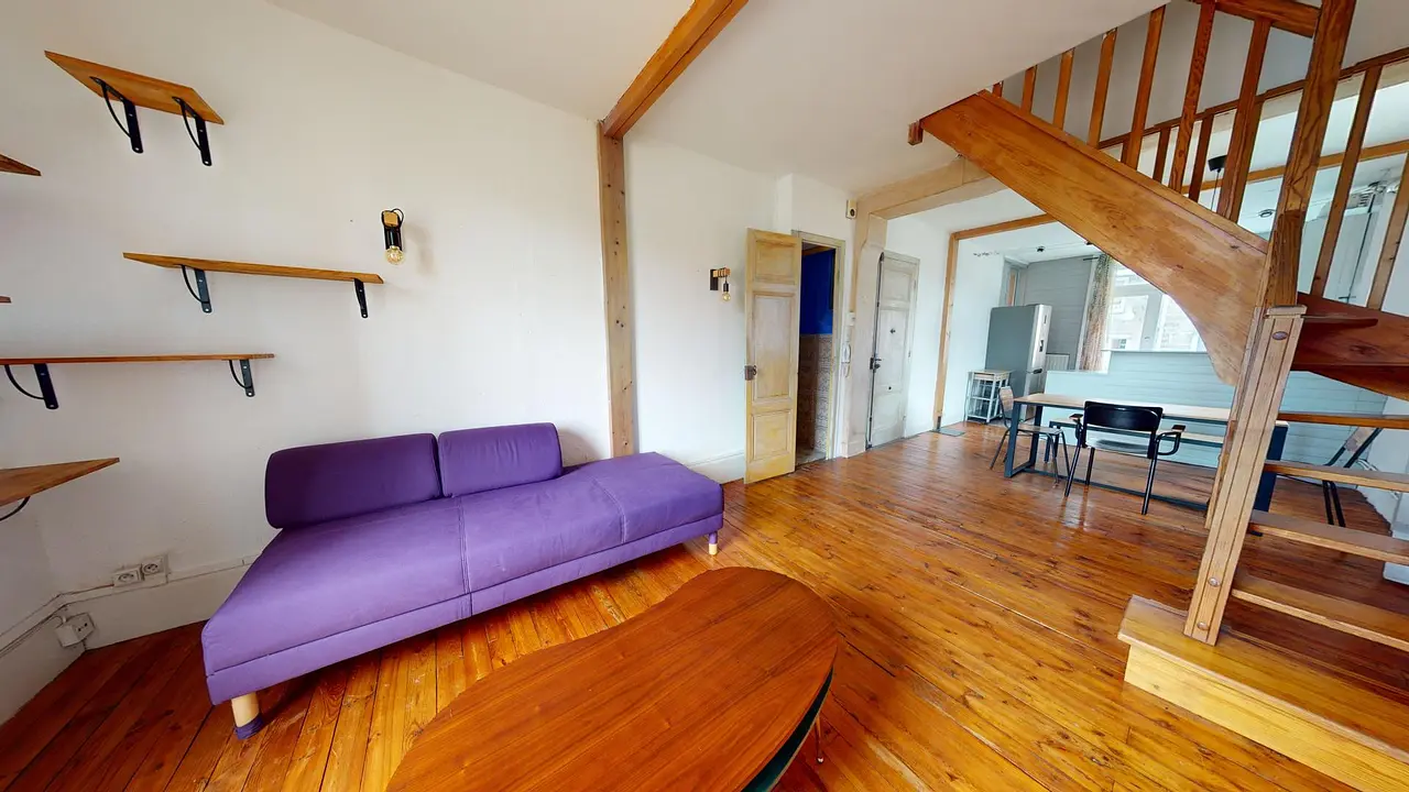 Appartement meublé de 58.0m2 - 558€ - Saint-Étienne
