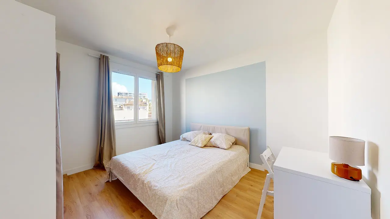 Colocation meublée de 63.0m2 - 565€ - Marseille