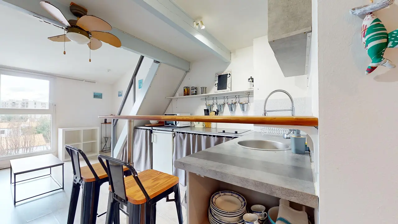 Appartement meublé de 26.0m2 - 562€ - La Rochelle