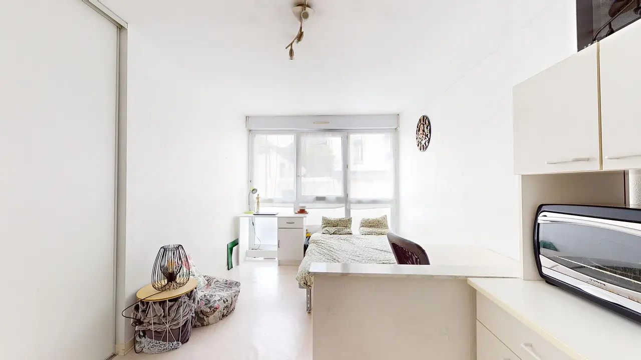 Appartement meublé de 22.0m2 - 502€ - Nantes