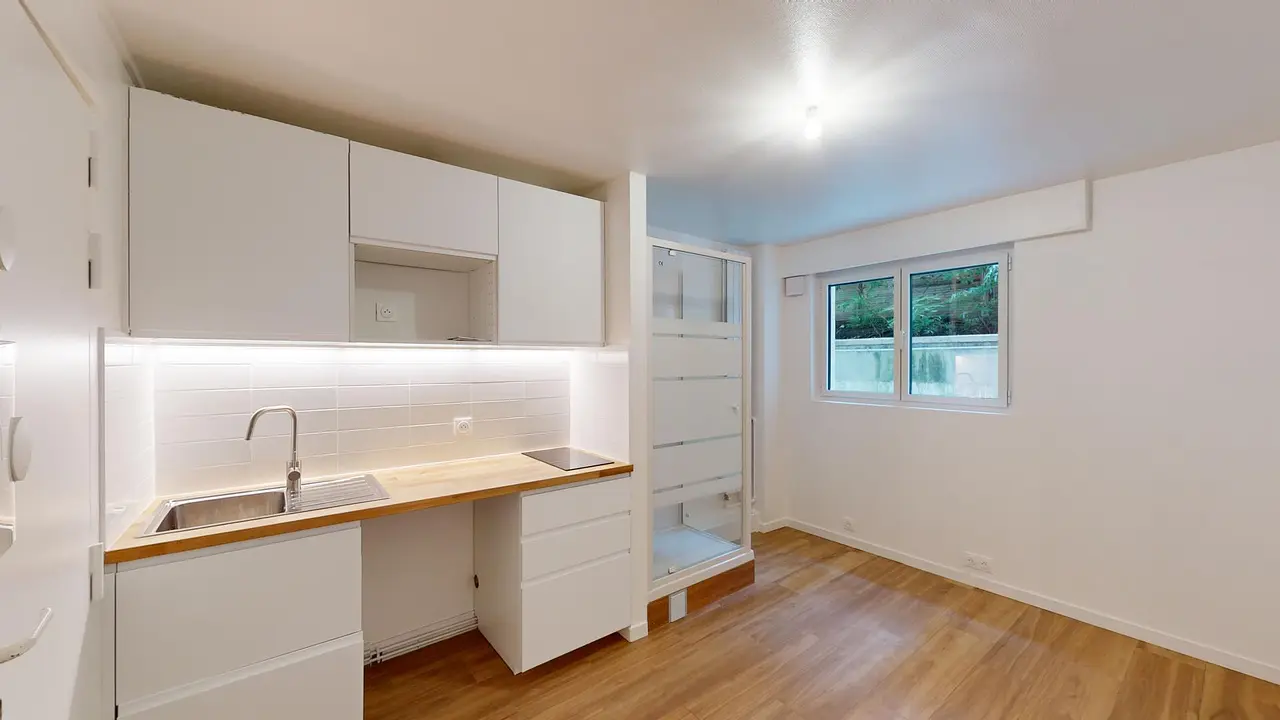 Appartement non meublé de 12.75m2 - 527€ - Paris