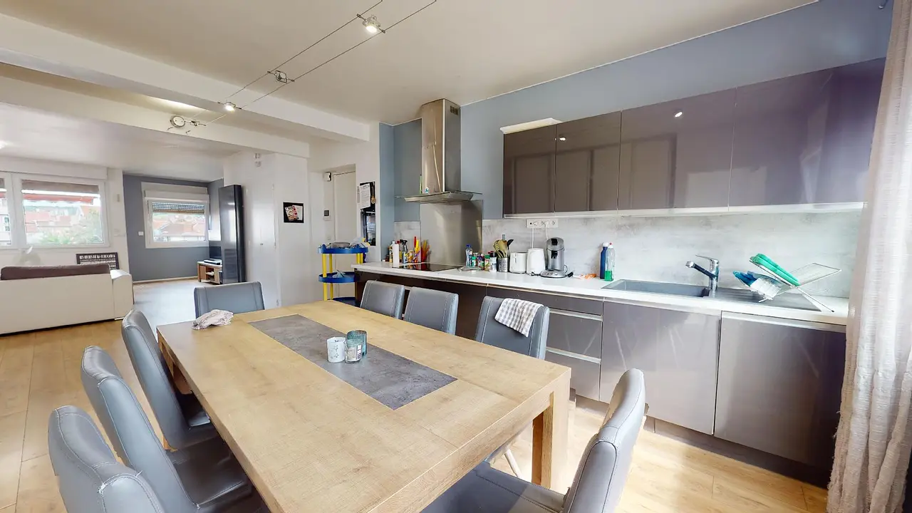 Colocation meublée de 170.0m2 - 350€ - Nancy