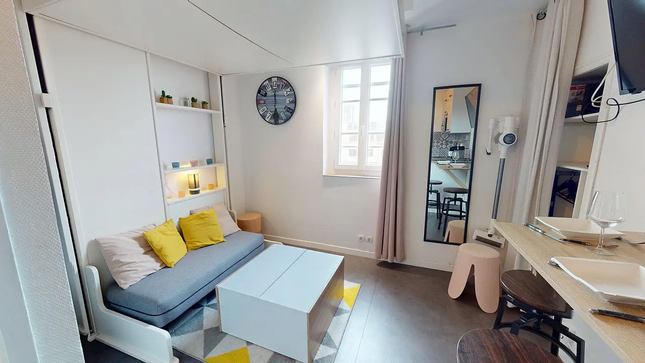 Appartement meublé de 13.0m2 - 620€ - Rennes