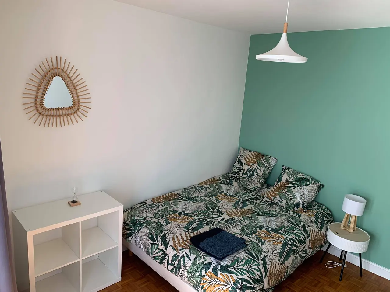Colocation meublée de 82.0m2 - 383€ - Brest