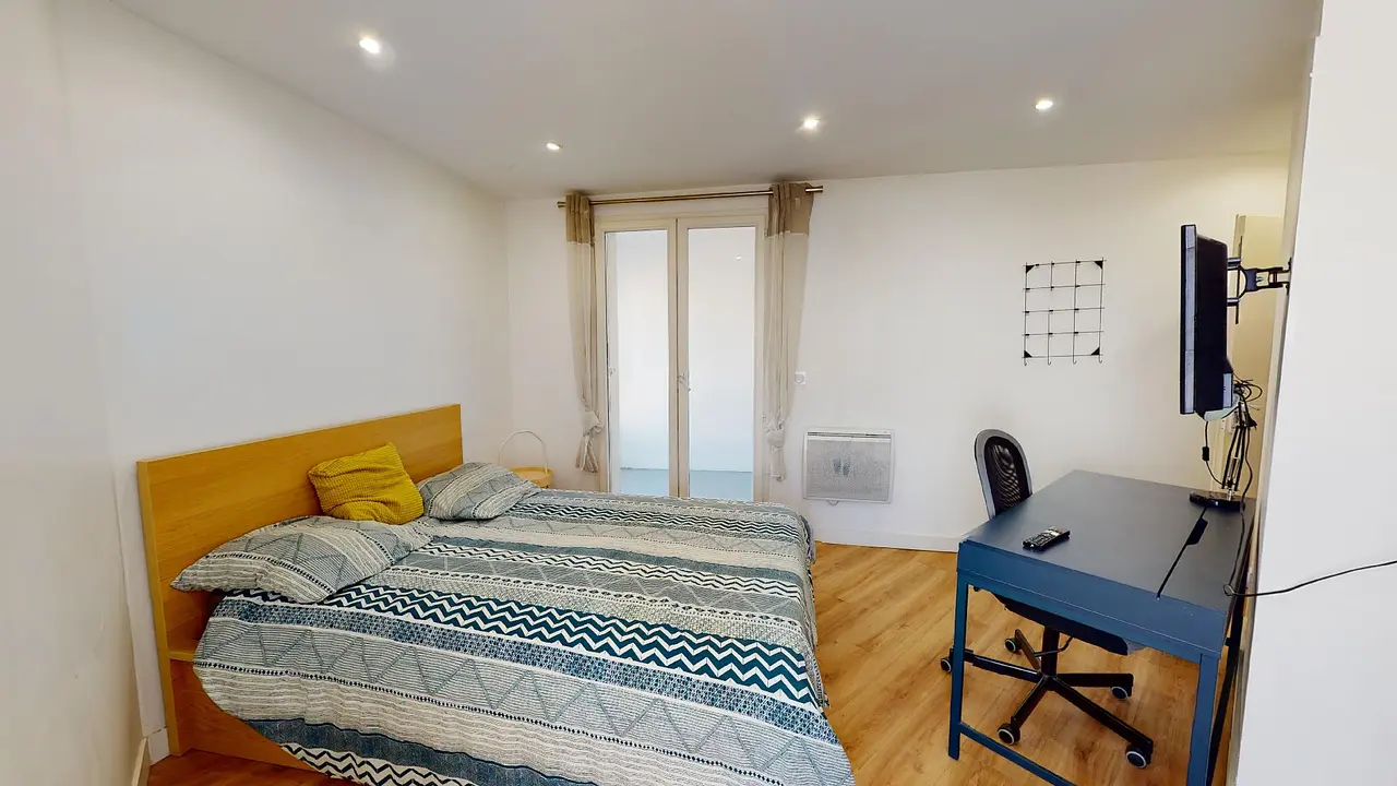 Colocation meublée de 84.4m2 - 385€ - Toulon