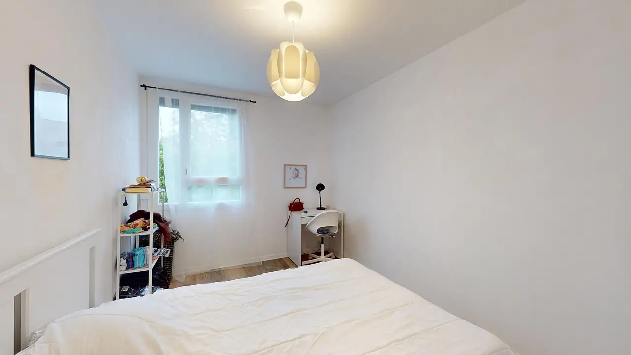 Colocation meublée de 77.0m2 - 390€ - Saint-Jean-de-la-Ruelle