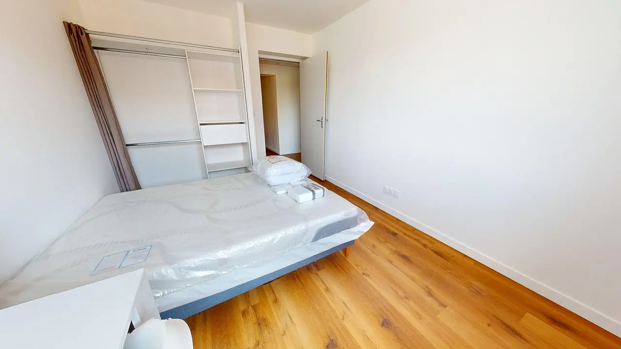 Colocation meublée de 270.0m2 - 545€ - Saint-Priest