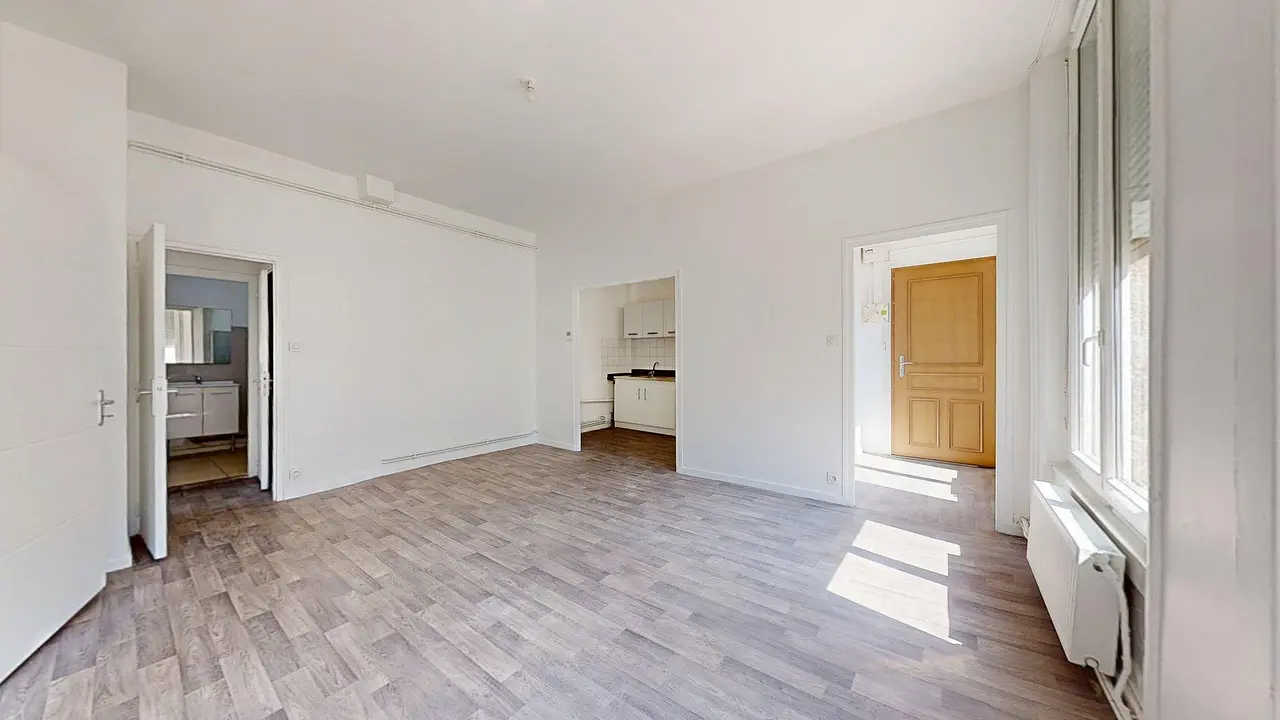 Appartement non meublé de 56.0m2 - 650€ - Saint-Étienne