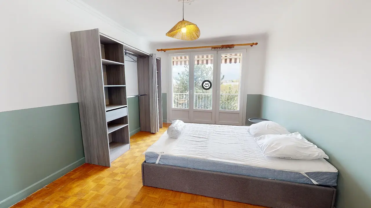 Colocation meublée de 68.0m2 - 445€ - Bron