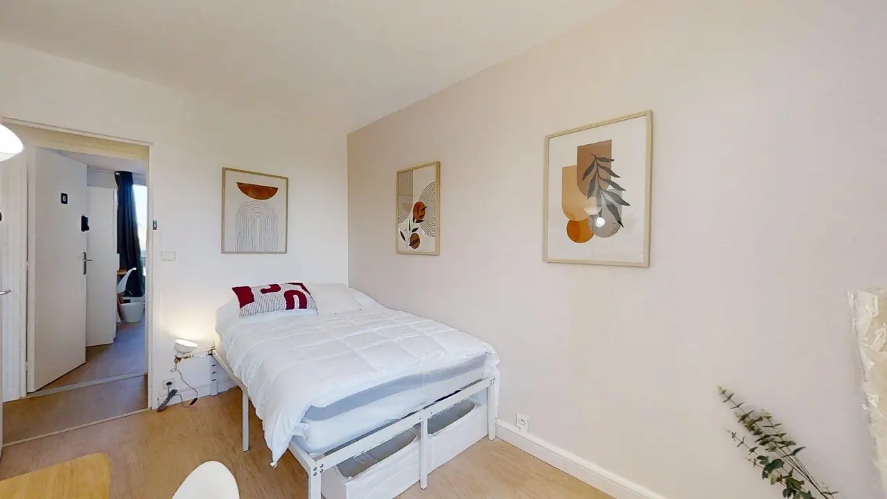 Colocation meublée de 97.07m2 - 499€ - Élancourt