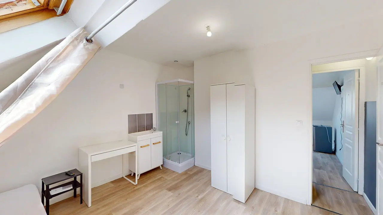 Colocation meublée de 99.0m2 - 400€ - Tourcoing