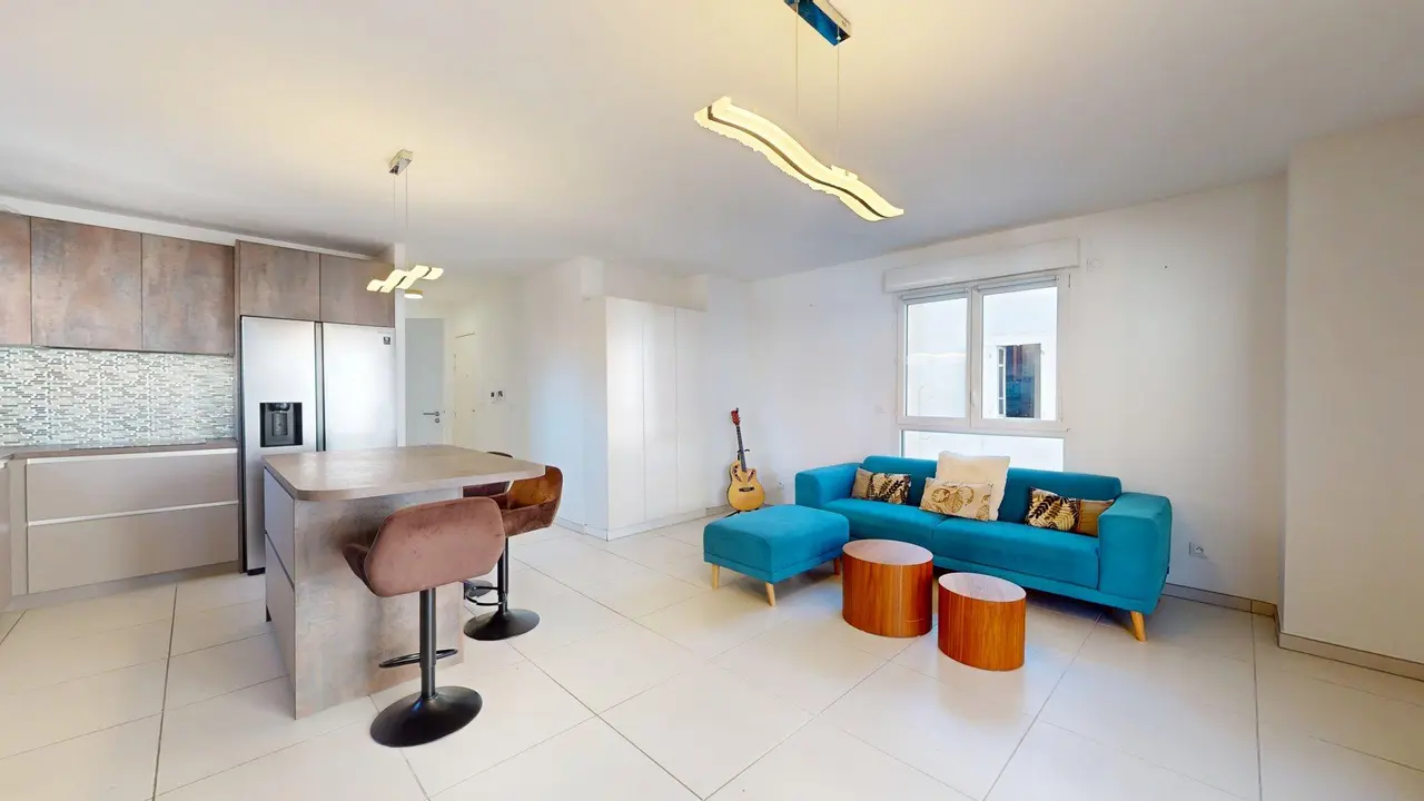Appartement meublé de 86m2 - 2250€ - Annemasse