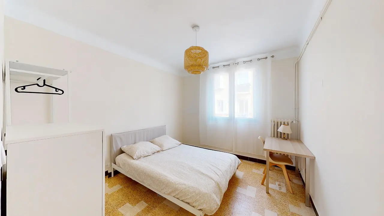 Colocation meublée de 70.0m2 - 524€ - Marseille