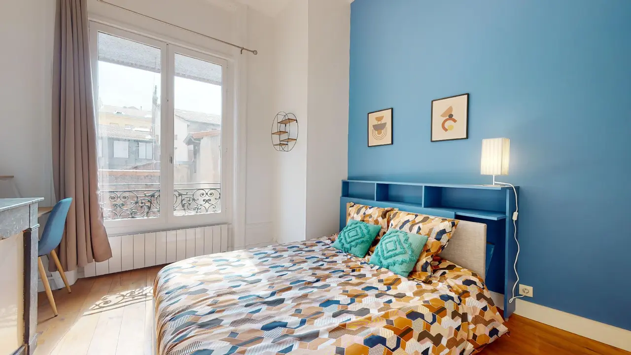 Colocation meublée de 135.0m2 - 405€ - Saint-Étienne