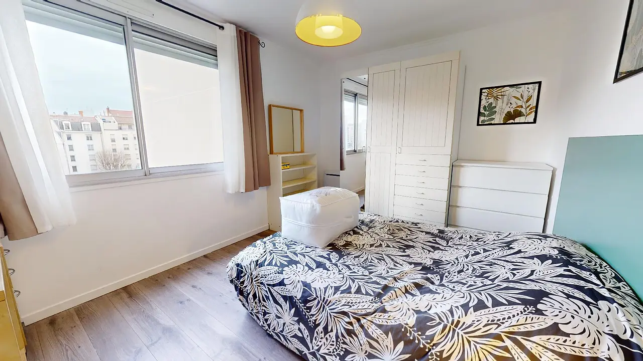 Colocation meublée de 104.0m2 - 563€ - Lyon