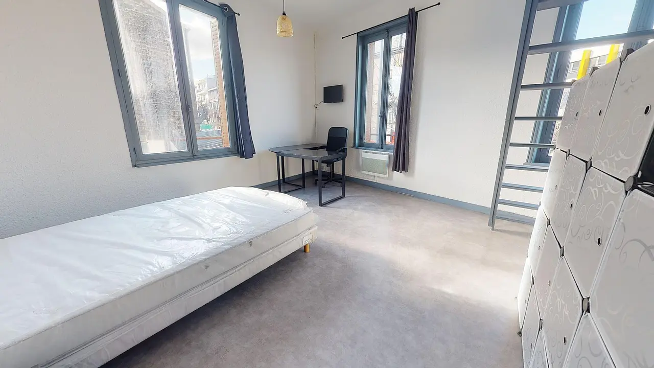 Colocation meublée de 144.0m2 - 390€ - Clermont-Ferrand