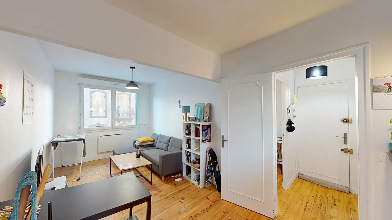 Appartement meublé de 40.0m2 - 575€ - Brest