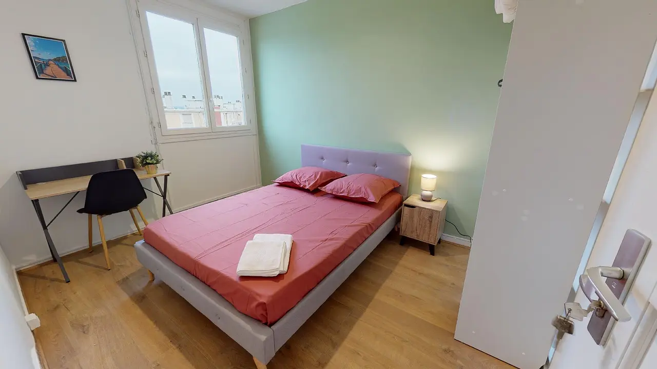 Colocation meublée de 81.0m2 - 609€ - Villeurbanne