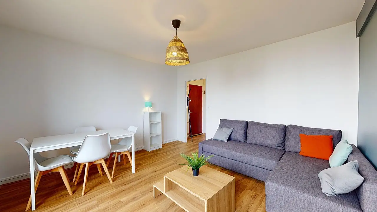 Appartement meublé de 60.0m2 - 950€ - Saint-Priest