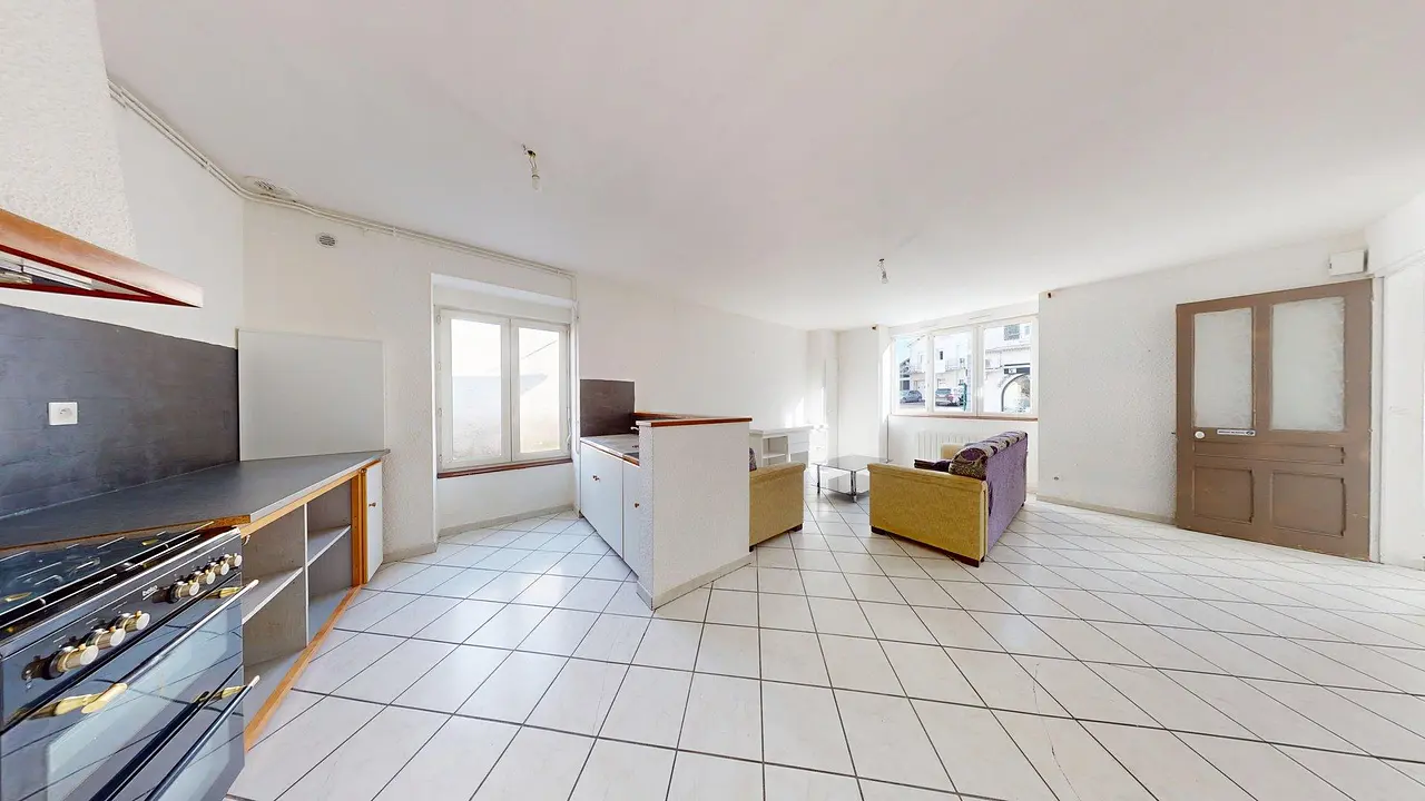 Maison meublée de 83.0m2 - 800€ - Nivolas-Vermelle