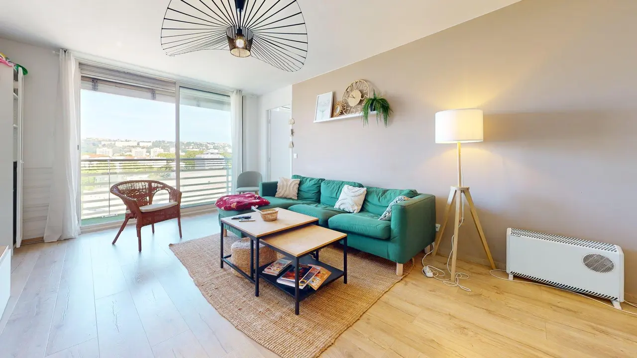 Colocation meublée de 89.61m2 - 640€ - Lyon
