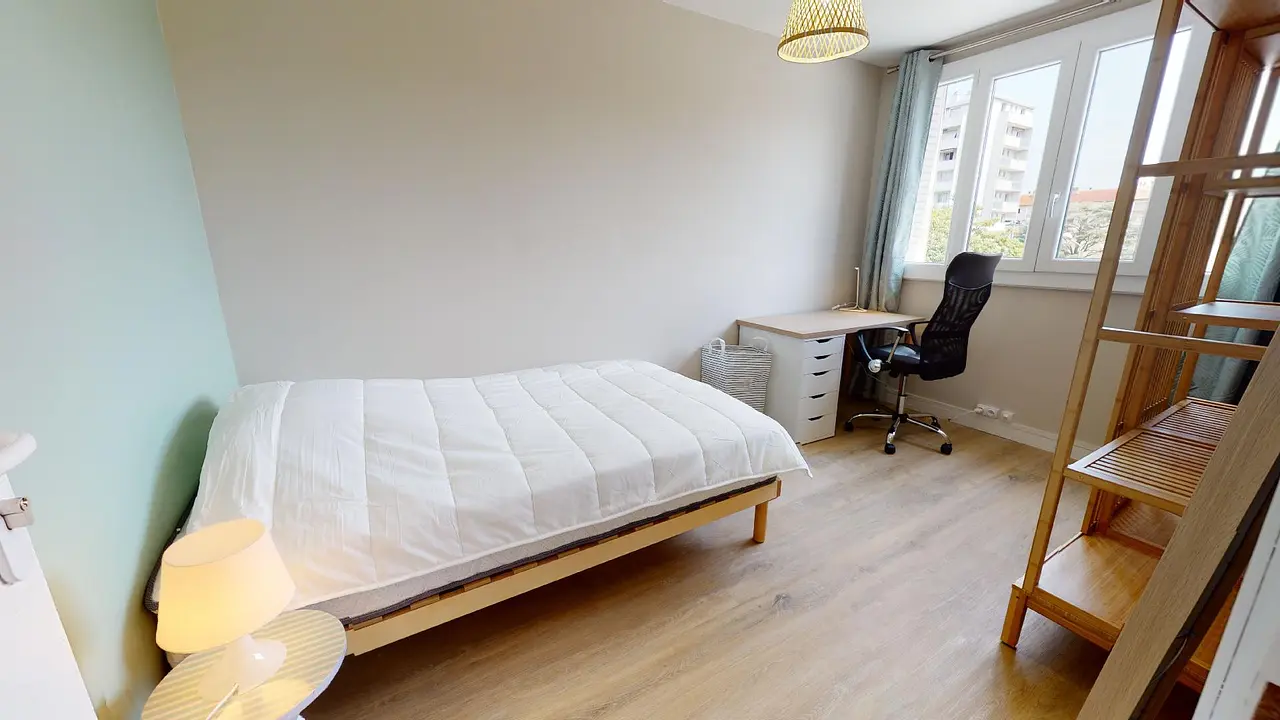 Colocation meublée de 65.0m2 - 530€ - Villeurbanne
