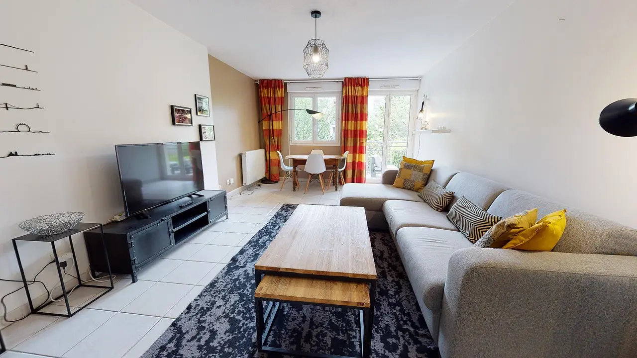 Appartement meublé de 75.0m2 - 1048€ - Villeurbanne