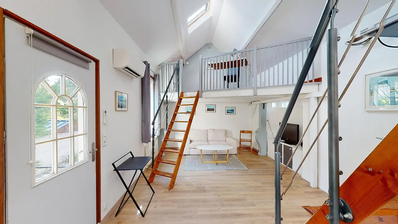 Maison meublée de 44.0m2 - 801€ - Tours