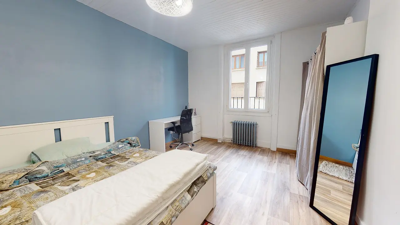 Colocation meublée de 81.0m2 - 416€ - Saint-Étienne
