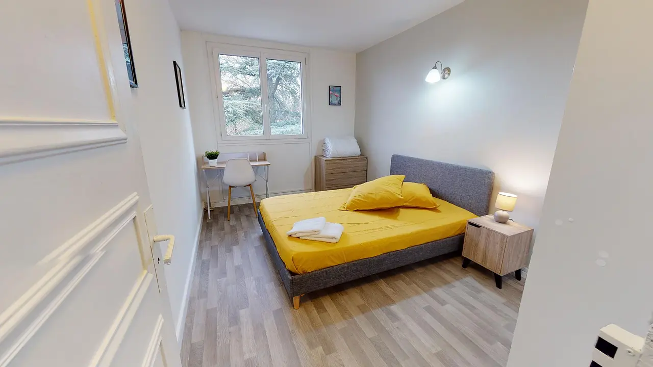 Colocation meublée de 77.0m2 - 534€ - Bron