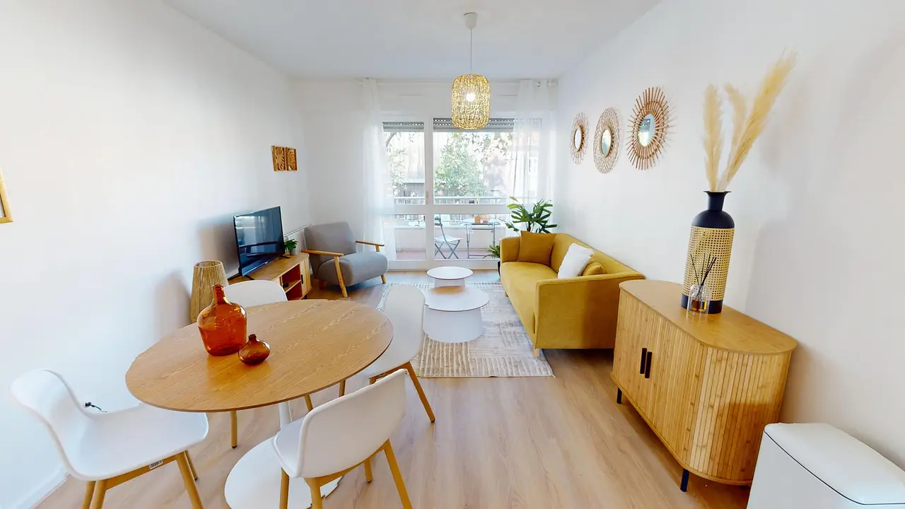 Colocation meublée de 76.48m2 - 700€ - Lyon