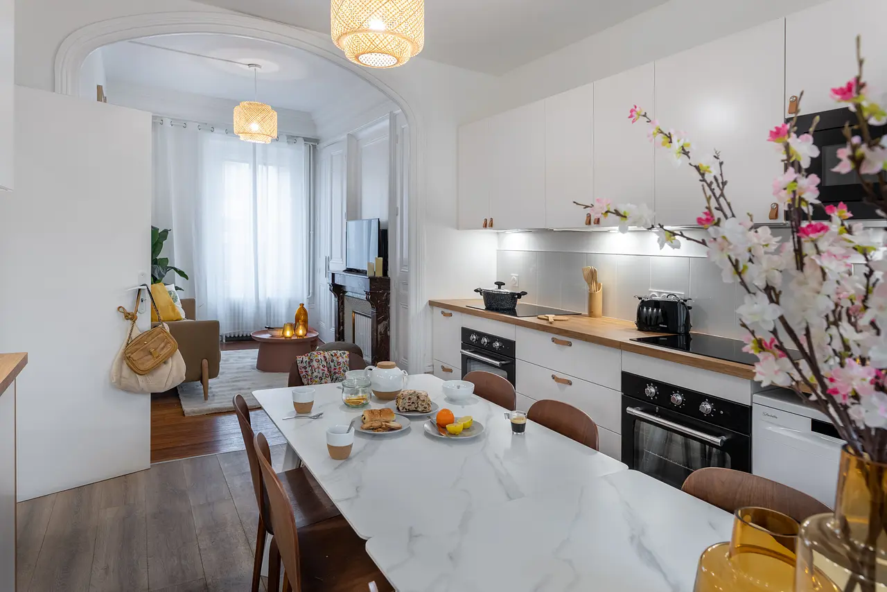 Colocation meublée de 201.0m2 - 595€ - Vénissieux