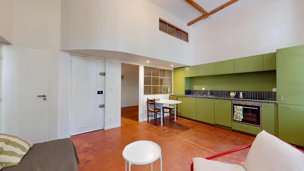 Appartement meublé de 41.78m2 - 948€ - Marseille