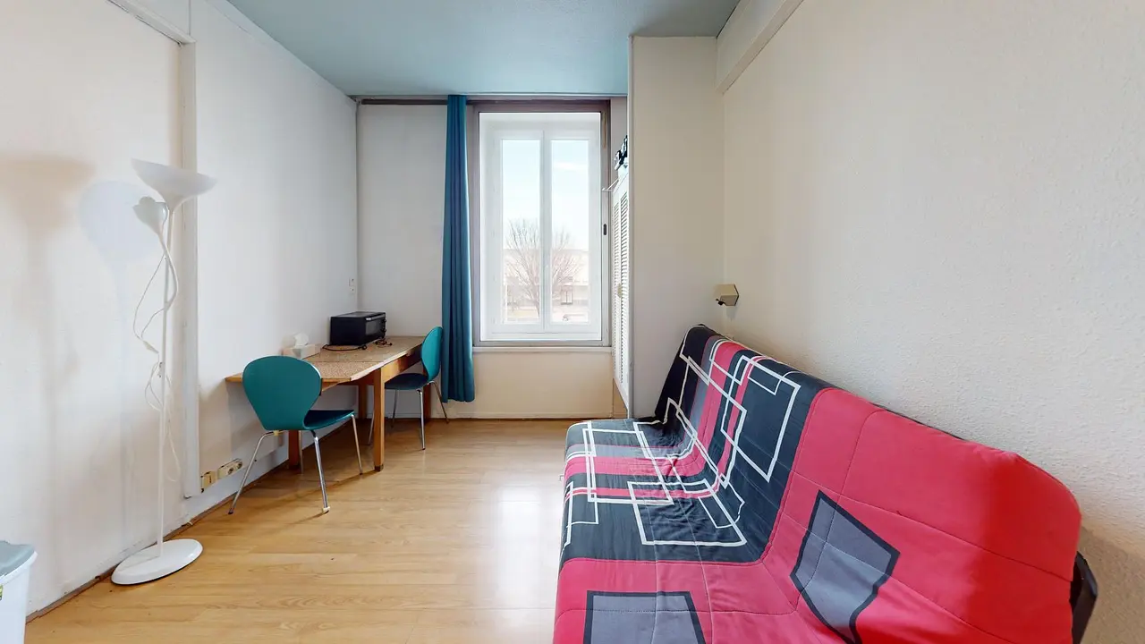 Appartement meublé de 16.2m2 - 360€ - Clermont-Ferrand