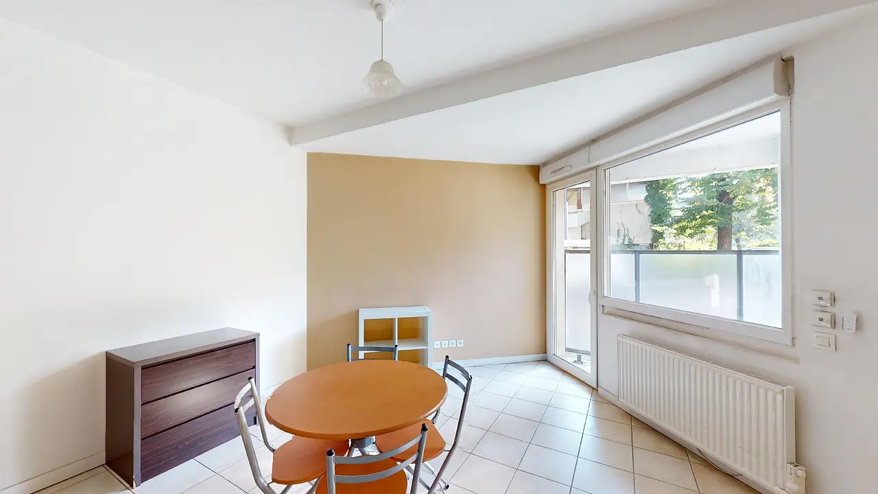Appartement non meublé de 27.0m2 - 485€ - Grenoble