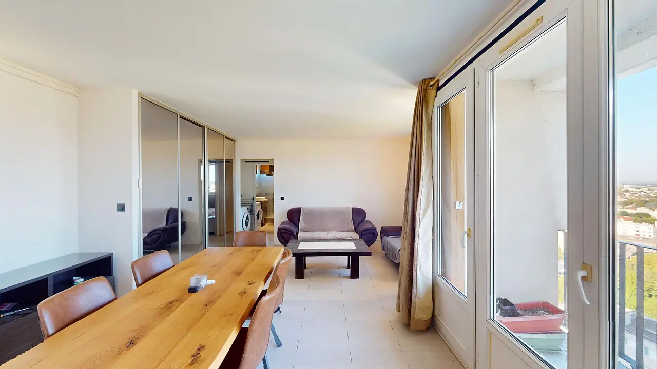 Appartement meublé de 61.0m2 - 1000€ - Eaubonne