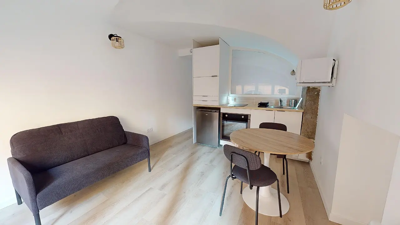 Appartement meublé de 20.0m2 - 687€ - Lyon