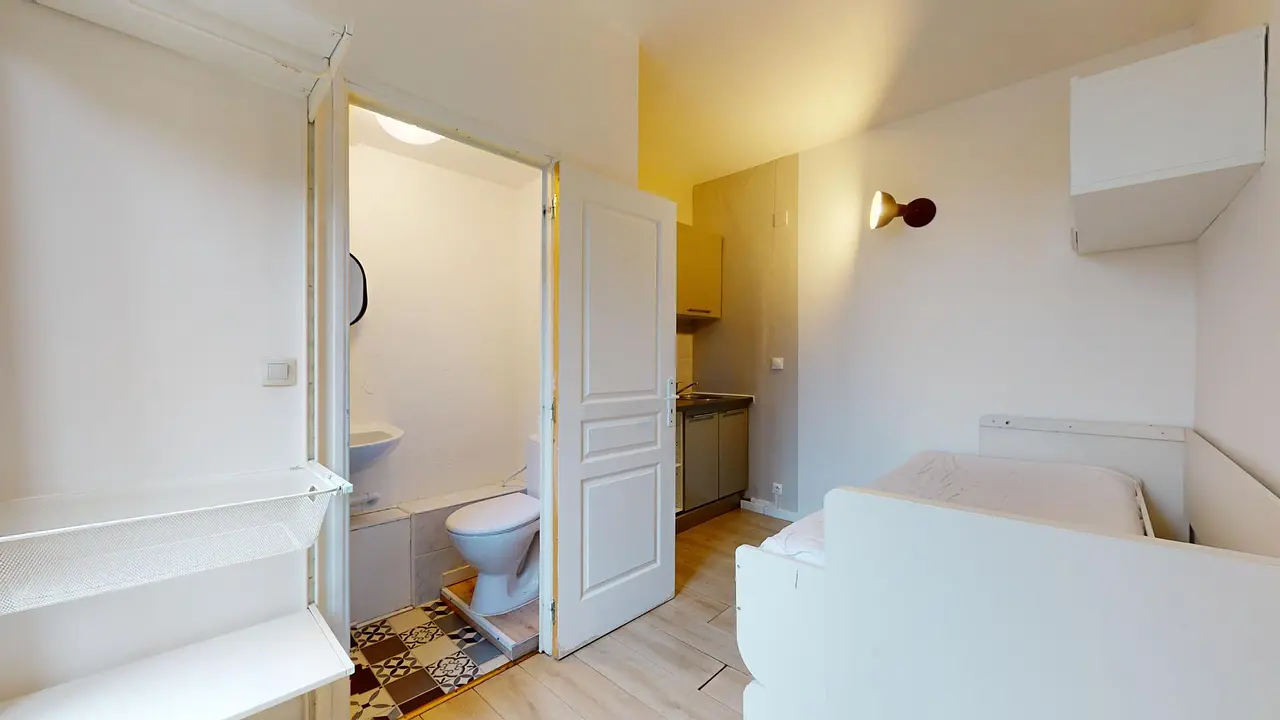 Appartement meublé de 11.32m2 - 413€ - Lille