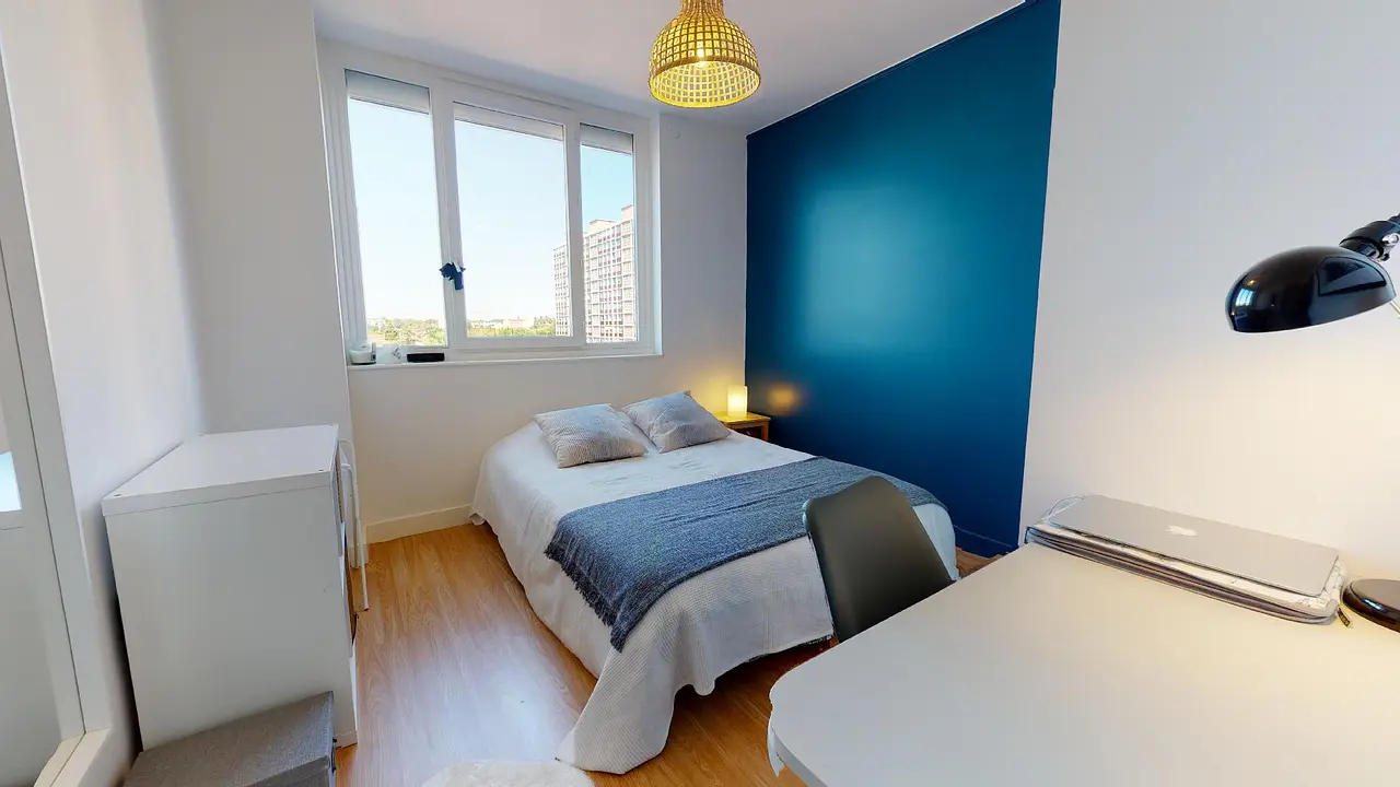 Colocation meublée de 87.0m2 - 499€ - Bron