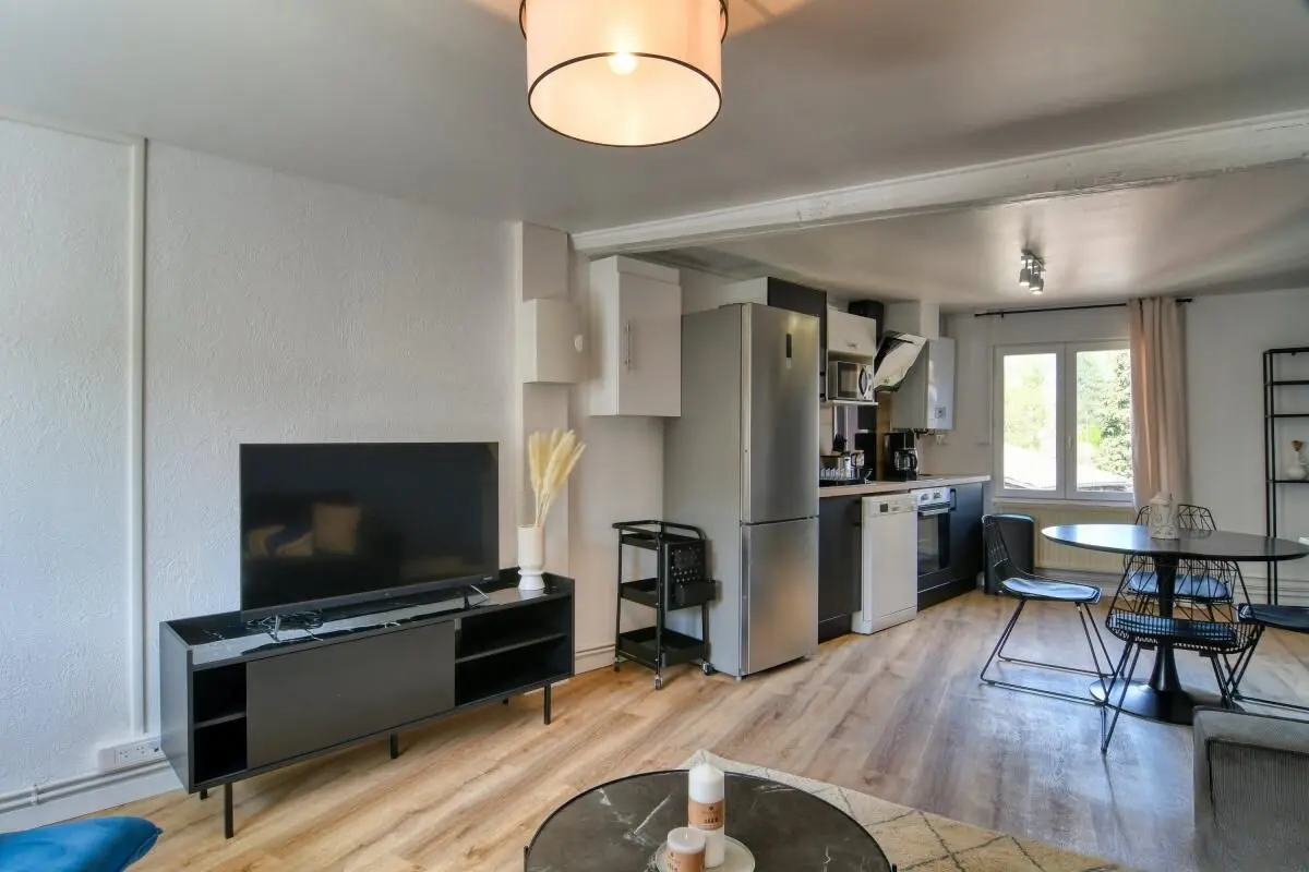 Appartement meublé de 83.0m2 - 964€ - Givors
