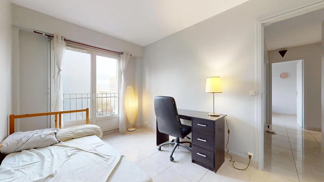 Colocation meublée de 71.0m2 - 584€ - Meudon