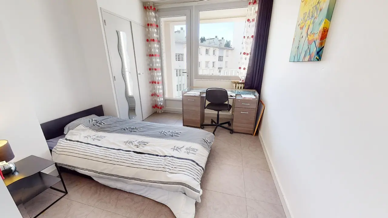 Colocation meublée de 66.99m2 - 300€ - Saint-Étienne