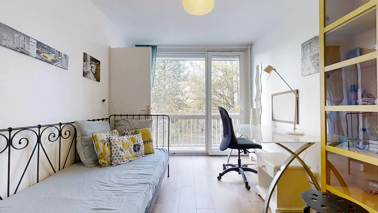 Colocation meublée de 103.0m2 - 504€ - Cergy