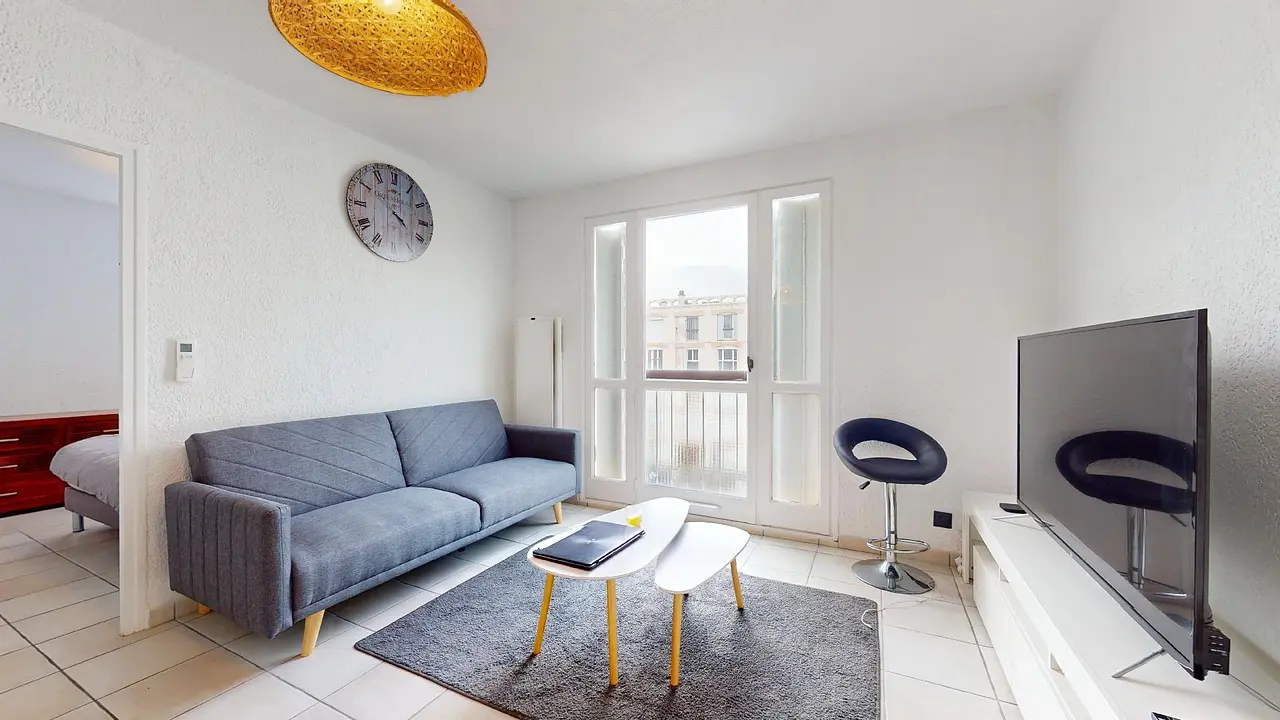 Appartement meublé de 58.99m2 - 800€ - Nîmes
